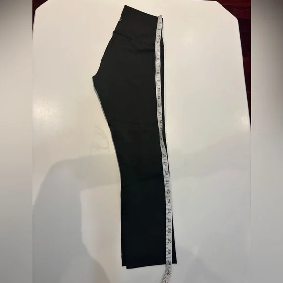 Lululemon Cropped Leggings. Dark Olive - Picture 3 of 5